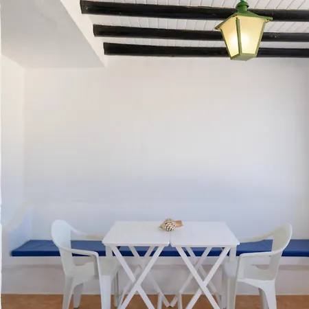 Caracolillos, La Casa Chalet Famara